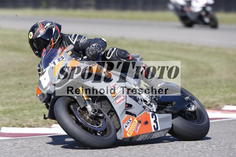 /Archiv-2025/49 26.08.2025 Cornu Master School ADR/rot-rouge/18